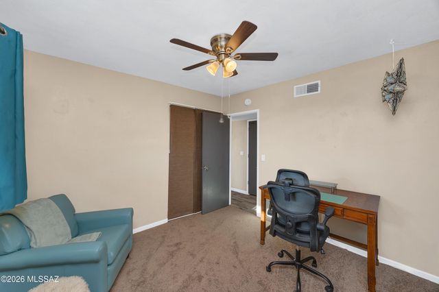 7141 N Camino De Fosforo, Tucson, AZ 85718