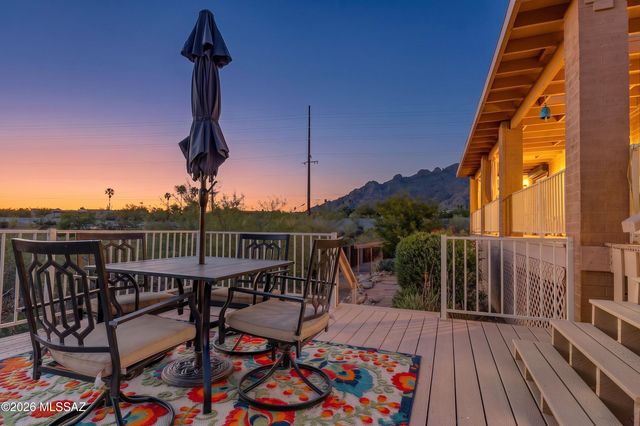 7141 N Camino De Fosforo, Tucson, AZ 85718