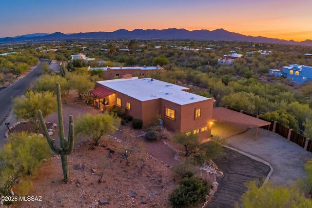 7141 N Camino De Fosforo, Tucson, AZ 85718