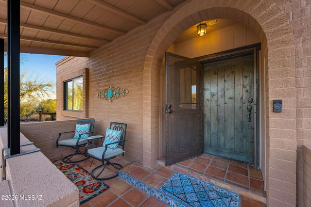 7141 N Camino De Fosforo, Tucson, AZ 85718