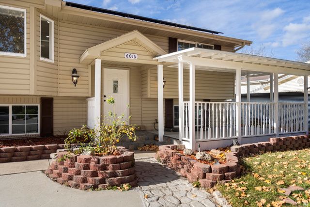 6016 S PAPRIKA CIR, Taylorsville, UT 84129