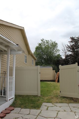 6016 S PAPRIKA CIR, Taylorsville, UT 84129