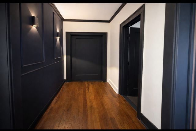 7357 S Saint Lawrence Avenue 1, Chicago, IL 60619