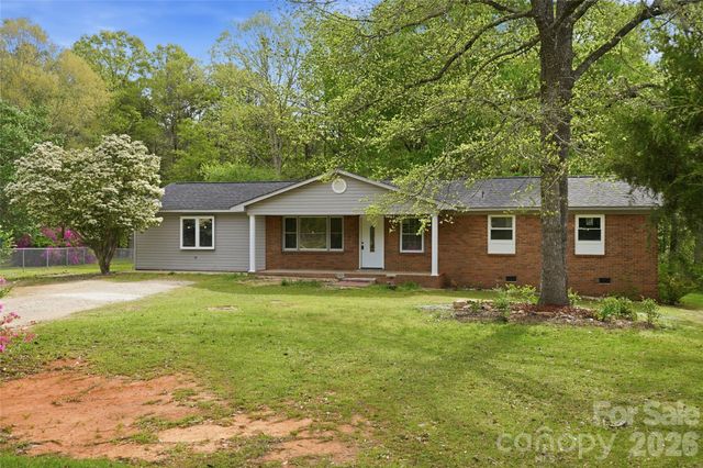 3285 Douglas Way Lane, Lancaster, SC 29720
