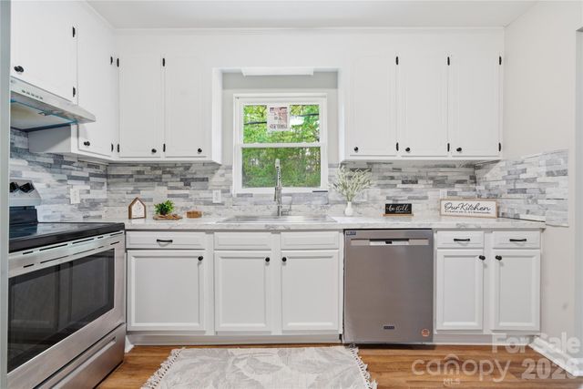 3285 Douglas Way Lane, Lancaster, SC 29720