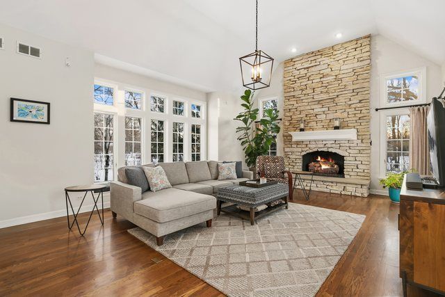 940 Mount Vernon Avenue, Lake Forest, IL 60045