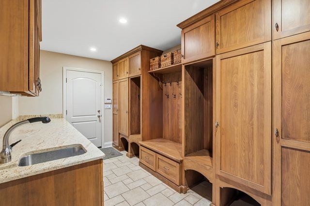 940 Mount Vernon Avenue, Lake Forest, IL 60045