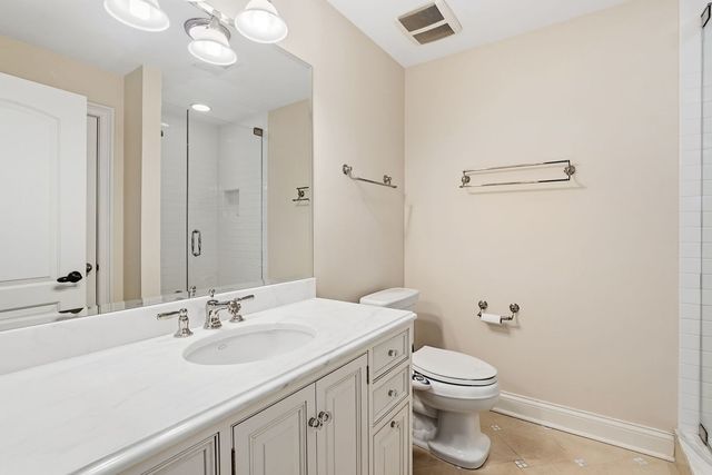 940 Mount Vernon Avenue, Lake Forest, IL 60045