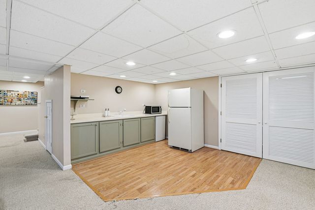 940 Mount Vernon Avenue, Lake Forest, IL 60045