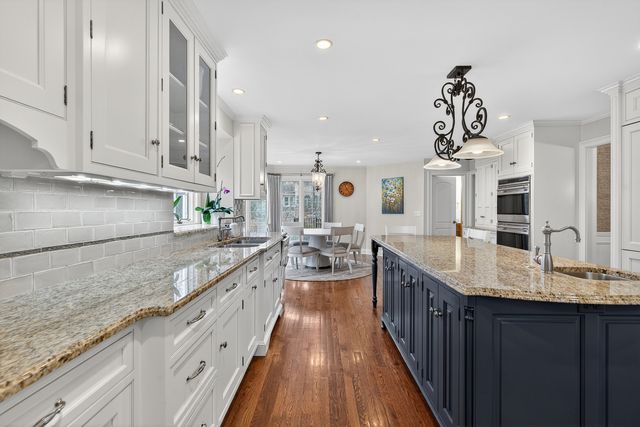 940 Mount Vernon Avenue, Lake Forest, IL 60045