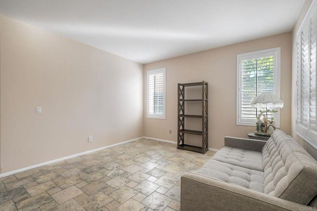 690 Jay Court, San Marcos, CA 92069