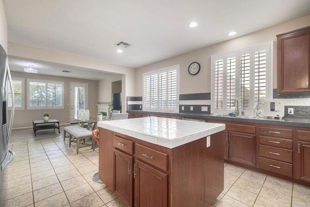 690 Jay Court, San Marcos, CA 92069
