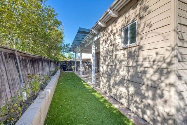 690 Jay Court, San Marcos, CA 92069