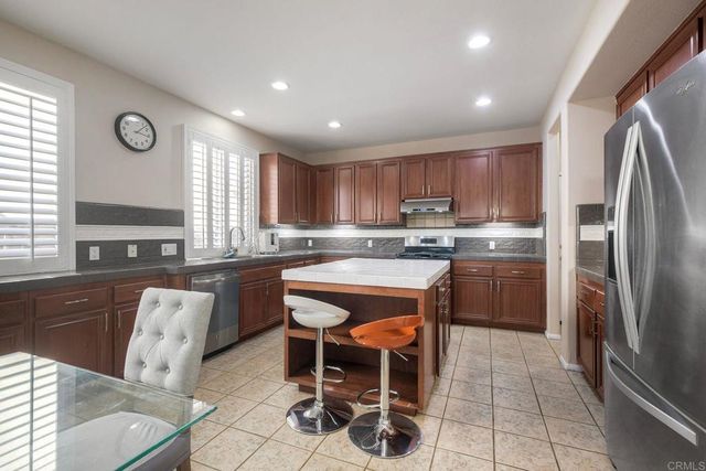 690 Jay Court, San Marcos, CA 92069