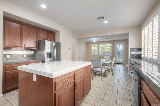 690 Jay Court, San Marcos, CA 92069