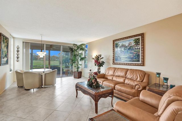 806 Cypress Boulevard 104, Pompano Beach, FL 33069