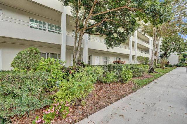 806 Cypress Boulevard 104, Pompano Beach, FL 33069