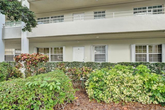 806 Cypress Boulevard 104, Pompano Beach, FL 33069