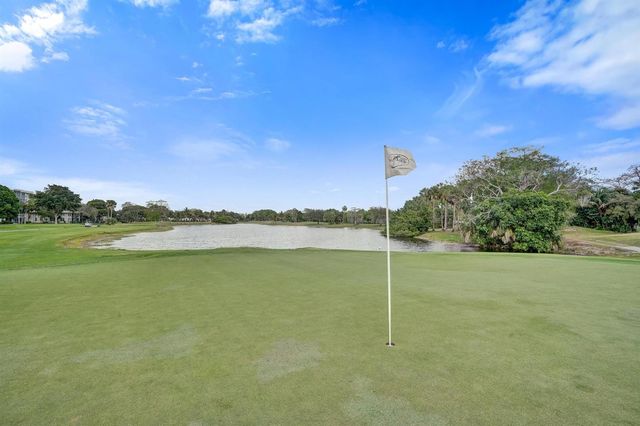 806 Cypress Boulevard 104, Pompano Beach, FL 33069