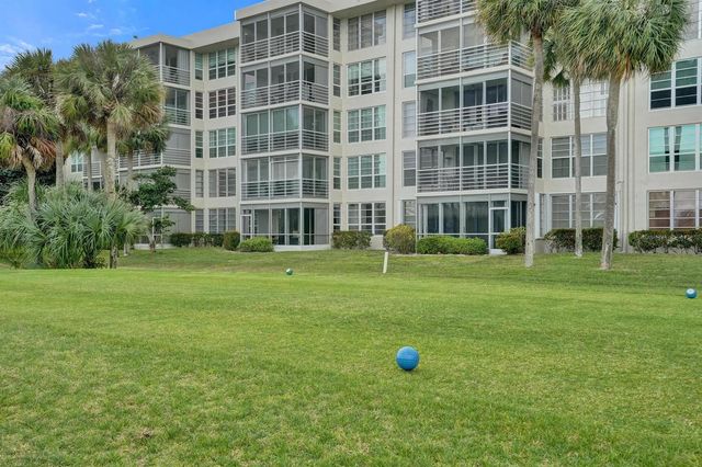 806 Cypress Boulevard 104, Pompano Beach, FL 33069