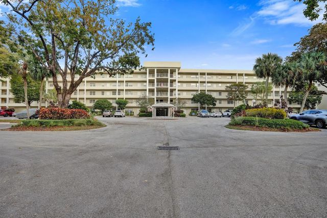 806 Cypress Boulevard 104, Pompano Beach, FL 33069