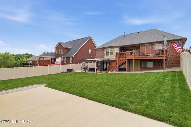 11001 Kaufman Farm Dr, Louisville, KY 40291
