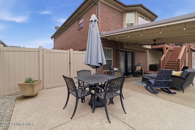11001 Kaufman Farm Dr, Louisville, KY 40291