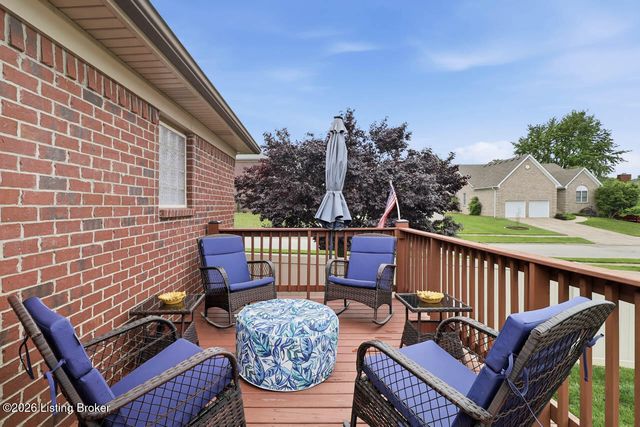 11001 Kaufman Farm Dr, Louisville, KY 40291