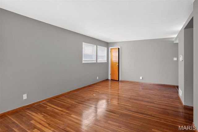 158 Monteith Circle, St Louis, MO 63137