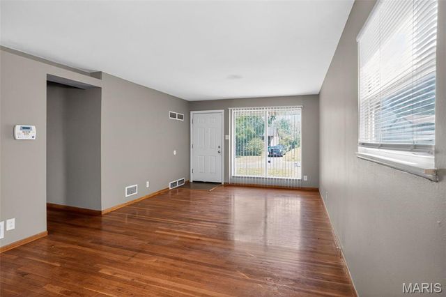 158 Monteith Circle, St Louis, MO 63137