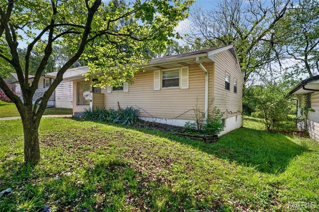 158 Monteith Circle, St Louis, MO 63137
