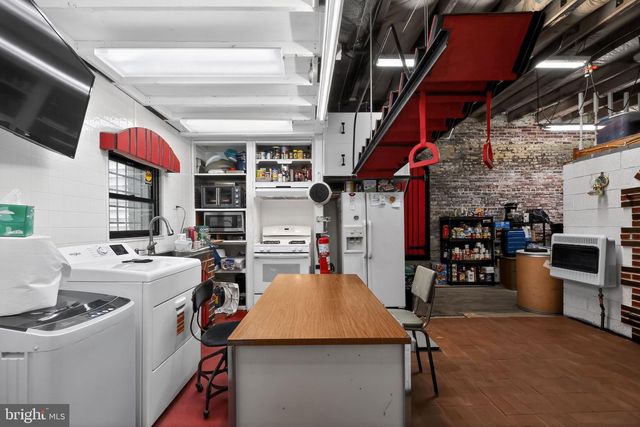 3341-43 D ST, Philadelphia, PA 19134