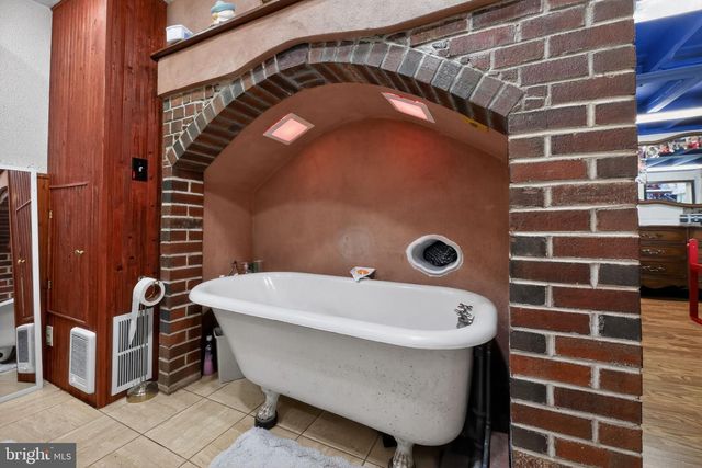 3341-43 D ST, Philadelphia, PA 19134