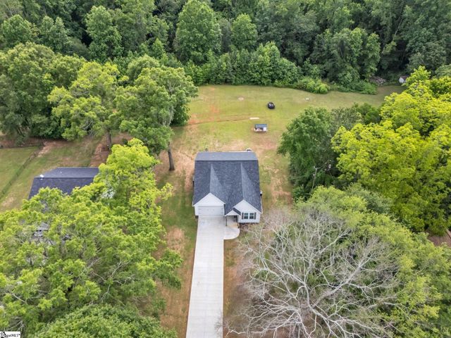 404 Burrell Street, Pendleton, SC 29670