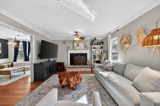 1352 Battery Glover Court, Charleston, SC 29412