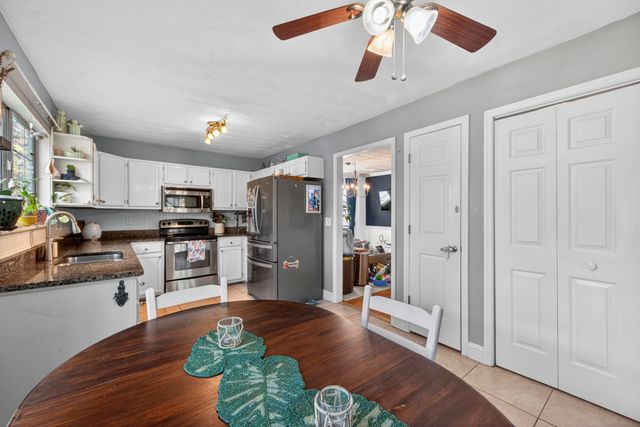 1352 Battery Glover Court, Charleston, SC 29412