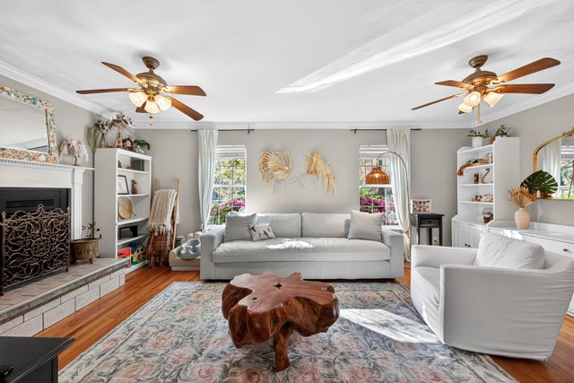 1352 Battery Glover Court, Charleston, SC 29412