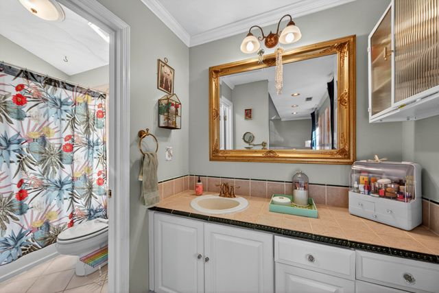 1352 Battery Glover Court, Charleston, SC 29412