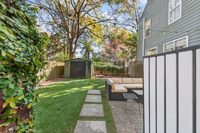 1352 Battery Glover Court, Charleston, SC 29412