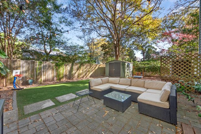 1352 Battery Glover Court, Charleston, SC 29412