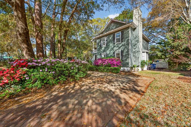 1352 Battery Glover Court, Charleston, SC 29412