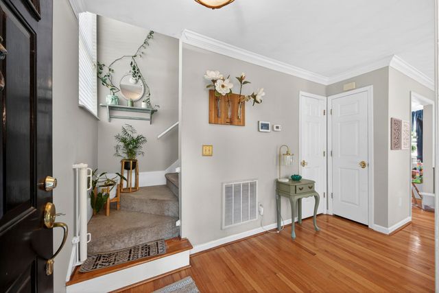 1352 Battery Glover Court, Charleston, SC 29412