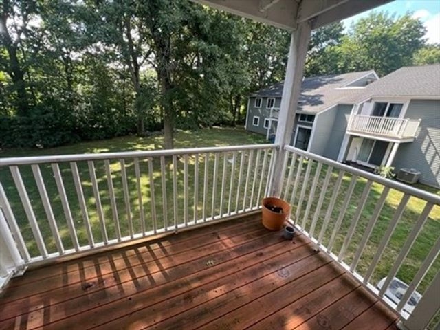 52 Silver Hill Ln 20, Natick, MA 01760