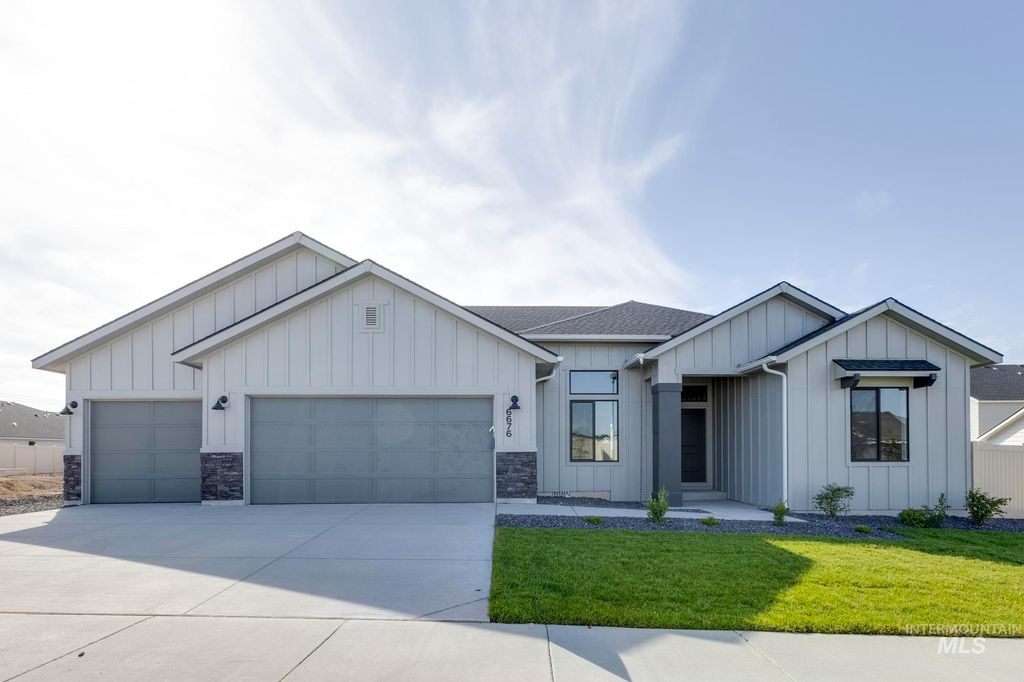 6676 S Warm Lake Ave, Meridian, ID 83642