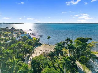 8661 Cajuput CV, Fort Myers, FL 33919