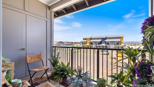 91-1170 Hoonaauao Street 1302, Kapolei, HI 96707