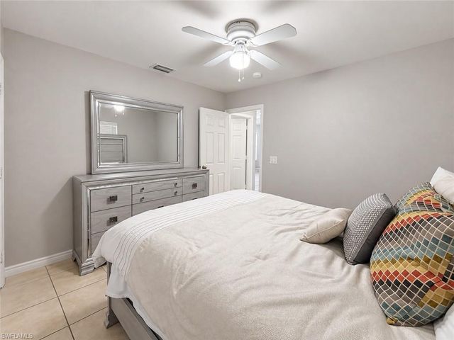 1728 54th TER SW, Naples, FL 34116