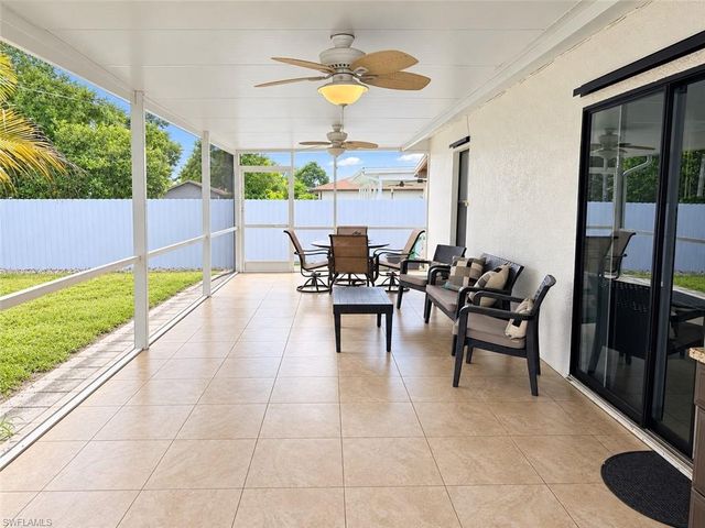 1728 54th TER SW, Naples, FL 34116