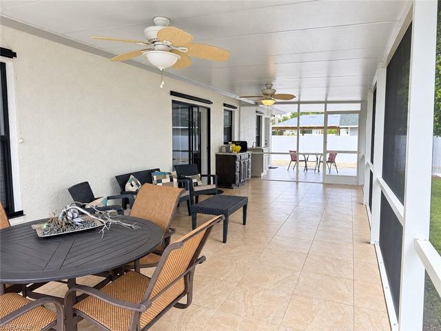 1728 54th TER SW, Naples, FL 34116