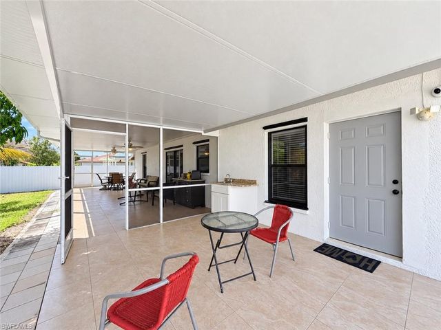 1728 54th TER SW, Naples, FL 34116